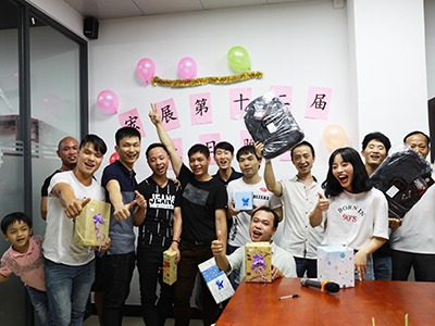 91视频免费版在线观看包装制品有限公司第十二届生日晚会